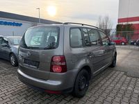 Gebraucht VW Touran Conceptline 105 PS (77 kW) 2008 Grau Van / Kleinbus