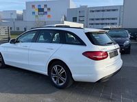 Gebraucht Mercedes C180 116 PS (85 kW) 2017 Polarweiss  unilack Kombi