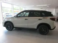 Neu Suzuki Vitara 110 PS (80 kW) 2026 Savanna / cosmic black SUV