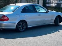Gebraucht Mercedes E270 177 PS (130 kW) 2002 Silber Limousine