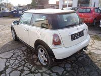 Second-hand Mini ONE 95 CP (69 kW) 2008 Alb Hatchback