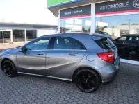 Gebraucht Mercedes A180 122 PS (89 kW) 2013 Grau Limousine
