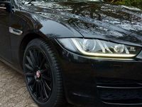 Gebraucht Jaguar XE 179 PS (131 kW) 2016 Schwarz Limousine