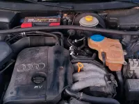 Gebraucht Audi A4 125 PS (91 kW) 1998 Blau Kombi