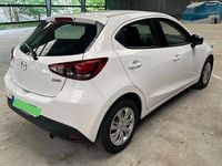 Gebraucht Mazda 2 Center-Line 75 PS (55 kW) 2018 Weiß Limousine