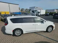 Usata Chrysler Pacifica 291 CV (214 kW) 2017 Bianco Monovolume