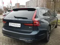 Używany Volvo V90 Ultimate 197 KM (144 kW) 2024 Niebieski Kombi