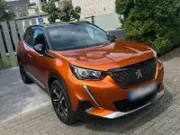 Gebraucht Peugeot 2008 Allure 101 PS (74 kW) 2023 Orange SUV