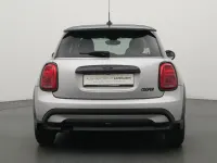 Usado Mini Cooper Essential 136 HP (100 kW) 2023 Prateado Citadino