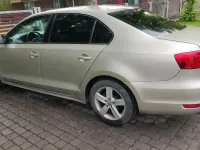 Gebraucht VW Jetta 110 PS (80 kW) 2013 Grau Limousine