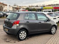 Gebraucht Toyota Yaris Cool 69 PS (50 kW) 2010 Grau Kleinwagen