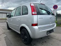 Usata Opel Meriva Edition 101 CV (74 kW) 2005 Argento Monovolume
