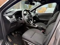 Second-hand Renault Captur Evolution 91 CP (66 kW) 2025 Gri SUV