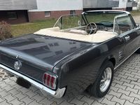 Second-hand Ford Mustang 147 CP (108 kW) 1966 Gri Cabrio