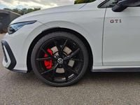 Second-hand VW Golf VIII GTI 265 CP (194 kW) 2024 Alb Berlinǎ