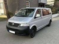 Gebraucht VW Caravelle 131 PS (96 kW) 2009 Silber Van / Kleinbus
