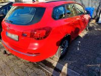 gebraucht Opel Astra Sportstourer 2,0l Diesel 165PS EZ 06.2015 Kombi