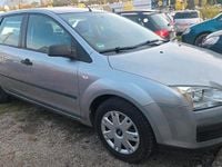 Gebraucht Ford Focus 103 PS (75 kW) 2005 Silber Kombi