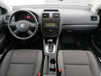 Gebraucht VW Golf V Trendline 101 PS (74 kW) 2004 Silber Kleinwagen