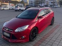 Gebraucht Ford Focus ST-Line 163 PS (119 kW) 2013 Rot Kombi