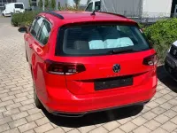 Second-hand VW Passat Business 122 CP (89 kW) 2023 Roșu Break