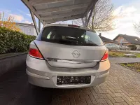 Gebraucht Opel Astra Edition 101 PS (74 kW) 2004 Silber Limousine