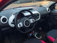 Gebraucht Renault Twingo Life 70 PS (51 kW) 2016 Rot Kleinwagen