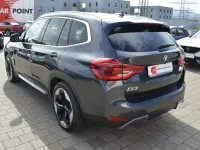 Gebraucht BMW iX3 Impressive 210 kW (286 PS) 2021 Sophistograu brillanteffekt metalli SUV