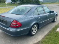 Gebraucht Mercedes E220 Avantgarde 150 PS (110 kW) 2002 Silber Limousine