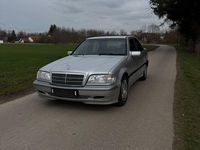 Second-hand Mercedes C180 Classic 122 CP (89 kW) 1998 Argintiu Berlinǎ