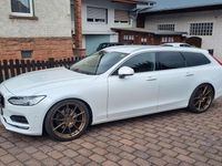 Gebraucht Volvo V90 Momentum 190 PS (139 kW) 2016 Crystal white / metallic Kombi
