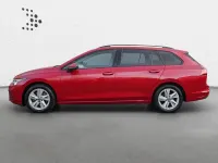 Gebraucht VW Golf VIII Life 150 PS (110 kW) 2022 Rot Kombi