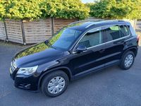 Gebraucht VW Tiguan Sport 140 PS (102 kW) 2008 Deep black perleffekt SUV