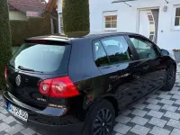 Gebraucht VW Golf V 116 PS (85 kW) 2004 Schwarz Kleinwagen