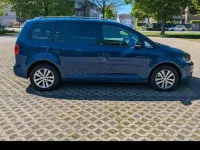 Gebraucht VW Touran Style 140 PS (102 kW) 2011 Blau Van / Kleinbus