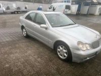 Gebraucht Mercedes C220 143 PS (105 kW) 2003 Silber Limousine