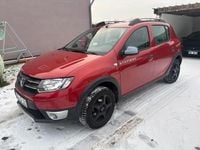 Gebraucht Dacia Sandero Stepway 90 PS (66 kW) 2014 Rot SUV