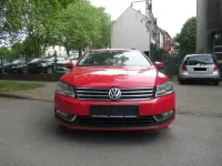 Gebraucht VW Passat Trendline 140 PS (102 kW) 2011 Rot Kombi