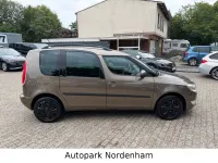 Gebraucht Skoda Roomster Plus Edition 90 PS (66 kW) 2013 Braun Van / Kleinbus
