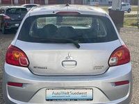 Gebraucht Mitsubishi Space Star Diamant Edition 71 PS (52 kW) 2017 Silber Limousine