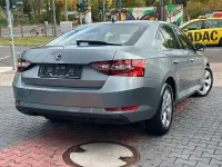 Gebraucht Skoda Superb Ambition 150 PS (110 kW) 2017 Grau Limousine
