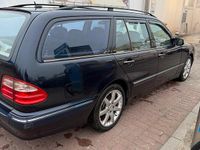 Gebraucht Mercedes E320 197 PS (144 kW) 2000 Blau Kombi