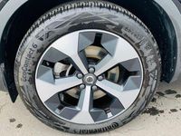 Gebraucht Volvo XC40 163 PS (119 kW) 2024 Schwarz SUV