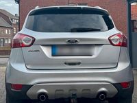 Usata Ford Kuga 140 CV (102 kW) 2011 Argento SUV