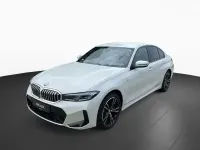 Gebraucht BMW 330e M Sport 292 PS (214 kW) 2025 Alpinweiss iii (weiß) Limousine
