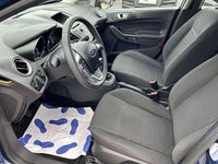 Gebraucht Ford Fiesta Trend 60 PS (44 kW) 2014 Blau Kleinwagen