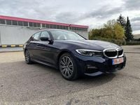 Gebraucht BMW 330e M Sport 184 PS (135 kW) 2019 Blau Limousine