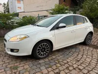 Gebraucht Fiat Bravo 90 PS (66 kW) 2010 Weiß Kleinwagen