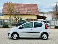 Gebraucht Peugeot 107 Active 68 PS (50 kW) 2012 Silber Kleinwagen