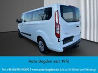 Gebraucht Ford Tourneo 131 PS (96 kW) 2019 Frozen white Kombi